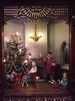 This delightful 1 24th scale christmas box was made by the amazing Steve Putnam